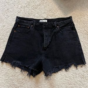 Abercrombie mom shorts